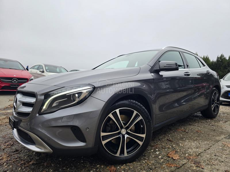 Mercedes Benz GLA 250 2.0 4-Matic CH 4x4