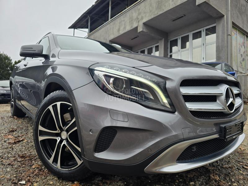 Mercedes Benz GLA 250 2.0 4-Matic CH 4x4
