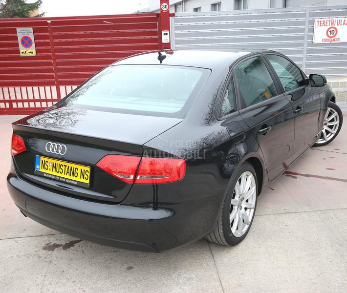 Audi A4 S LINE/18/LED