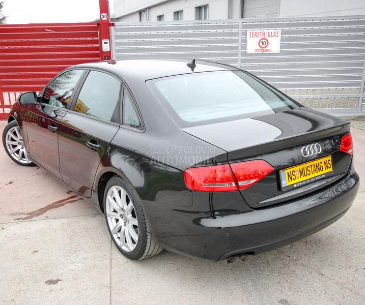 Audi A4 S LINE/18/LED