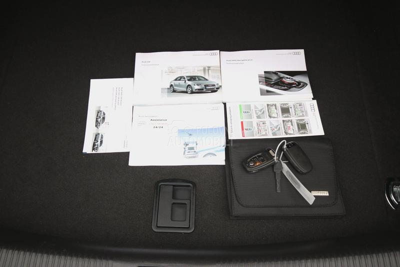 Audi A4 S LINE/18/LED