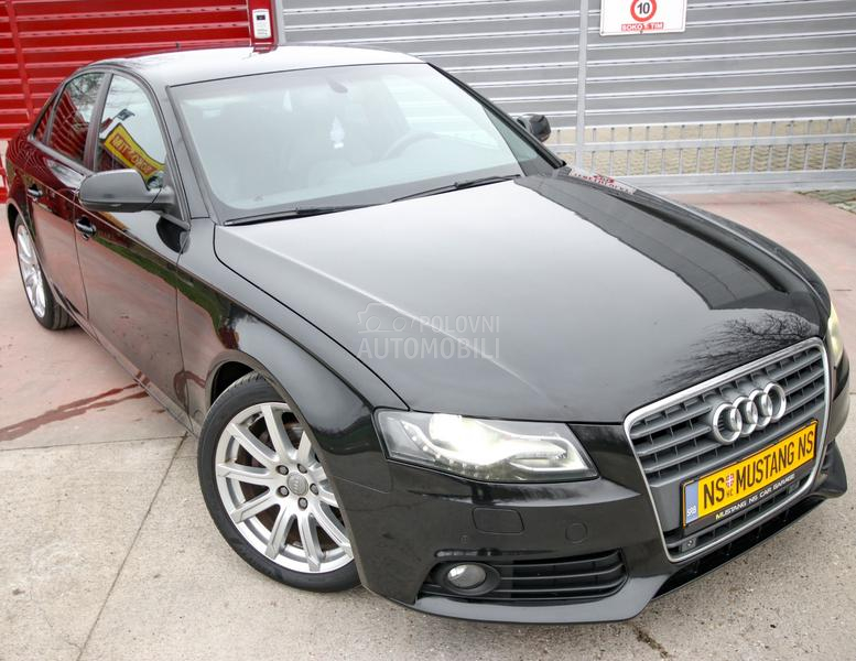 Audi A4 S LINE/18/LED