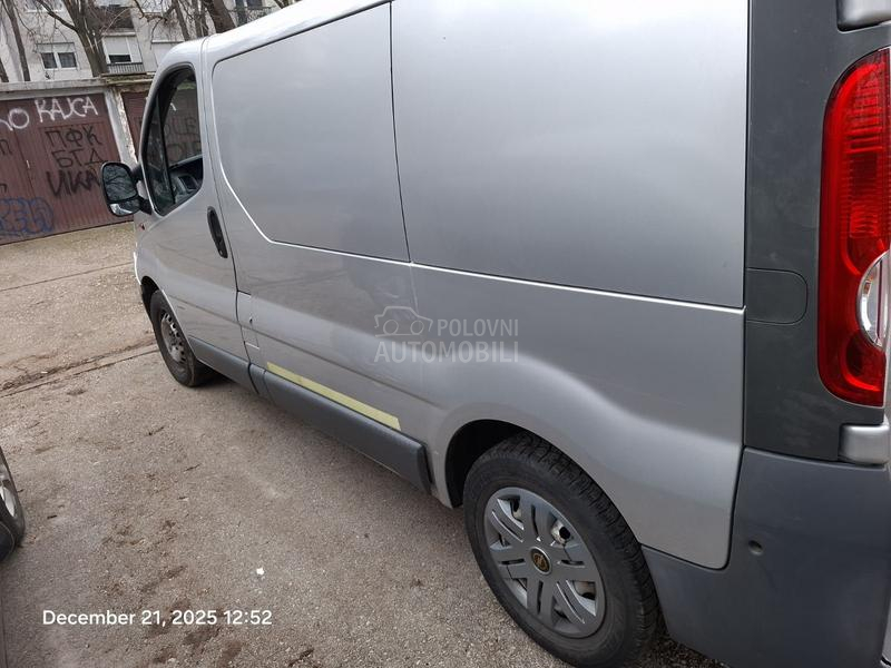 Opel Vivaro 2.0 o d ličan kamera