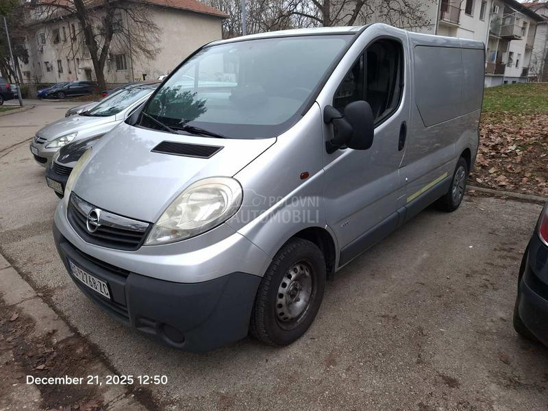 Opel Vivaro 2.0 o d ličan kamera