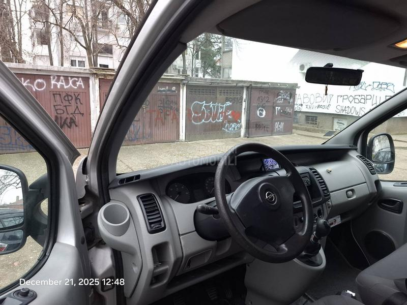 Opel Vivaro 2.0 o d ličan kamera