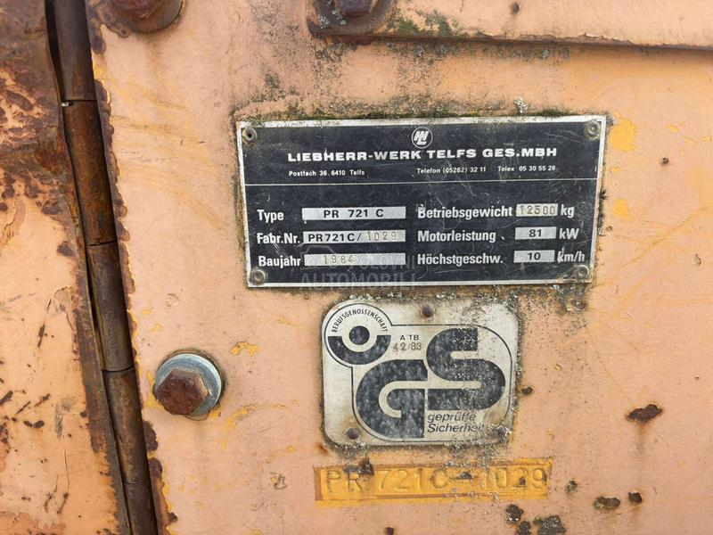 Liebherr 721