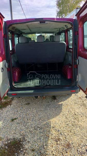 Opel Vivaro produženi