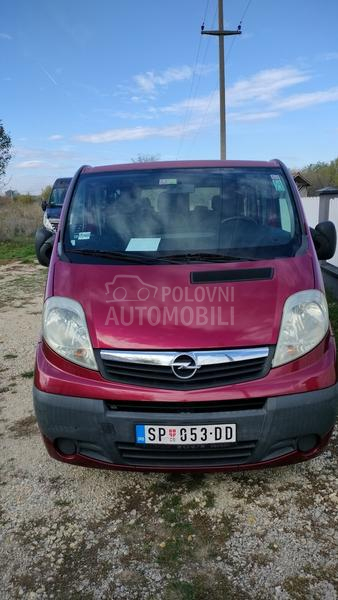 Opel Vivaro produženi