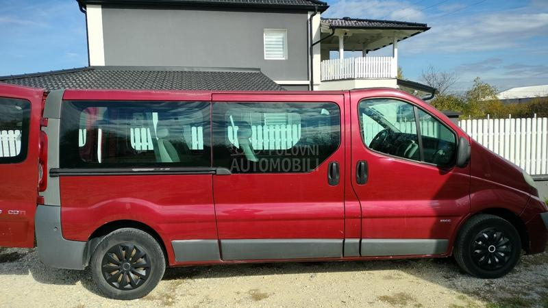 Opel Vivaro produženi