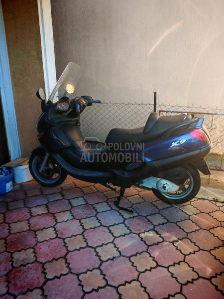 Piaggio X9 180