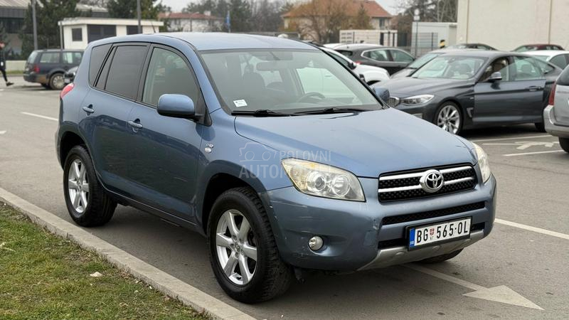 Toyota RAV 4 2.2 T.O.P PONUDA