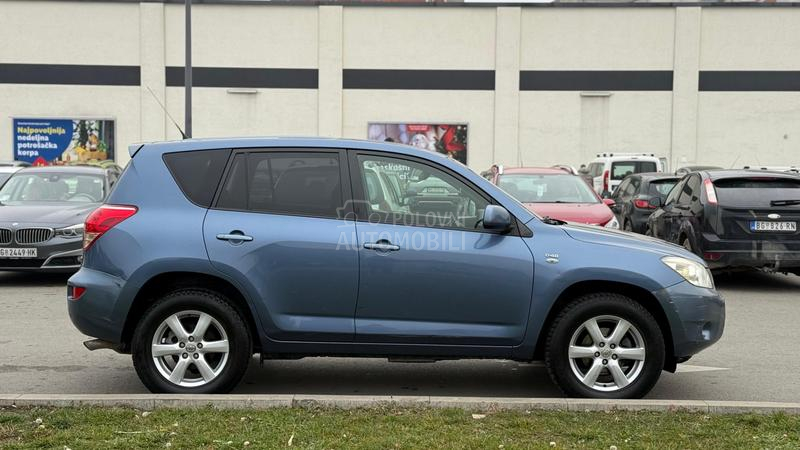 Toyota RAV 4 2.2 T.O.P PONUDA