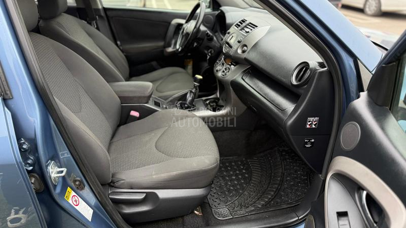Toyota RAV 4 2.2 T.O.P PONUDA