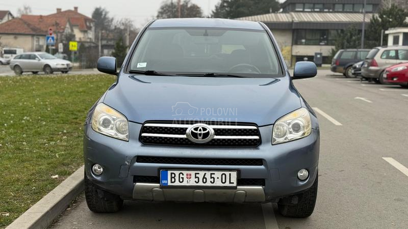 Toyota RAV 4 2.2 T.O.P PONUDA