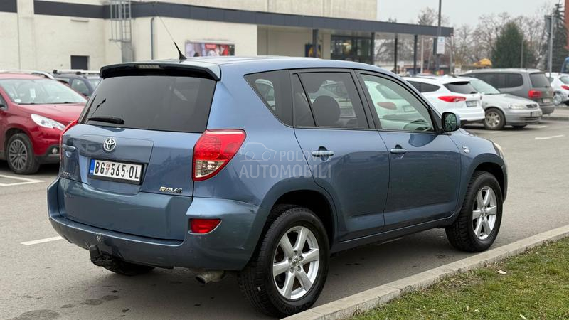 Toyota RAV 4 2.2 T.O.P PONUDA