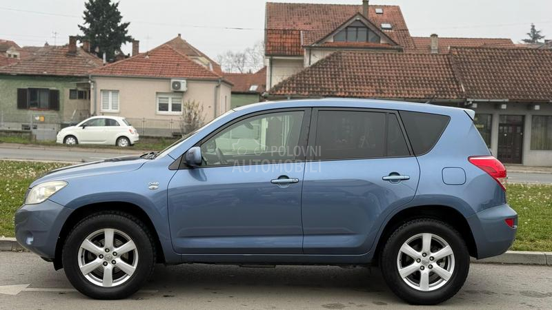Toyota RAV 4 2.2 T.O.P PONUDA