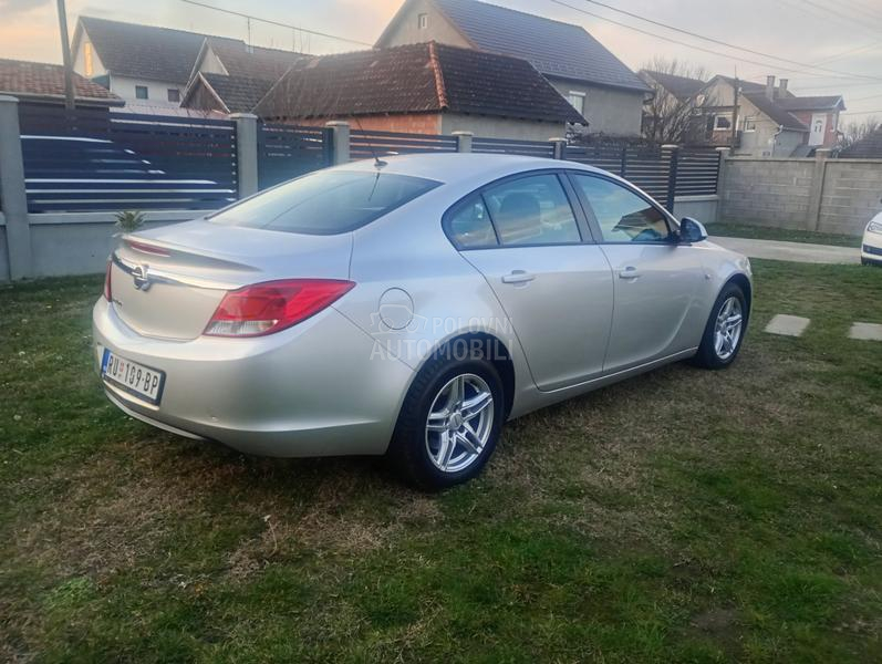 Opel Insignia 