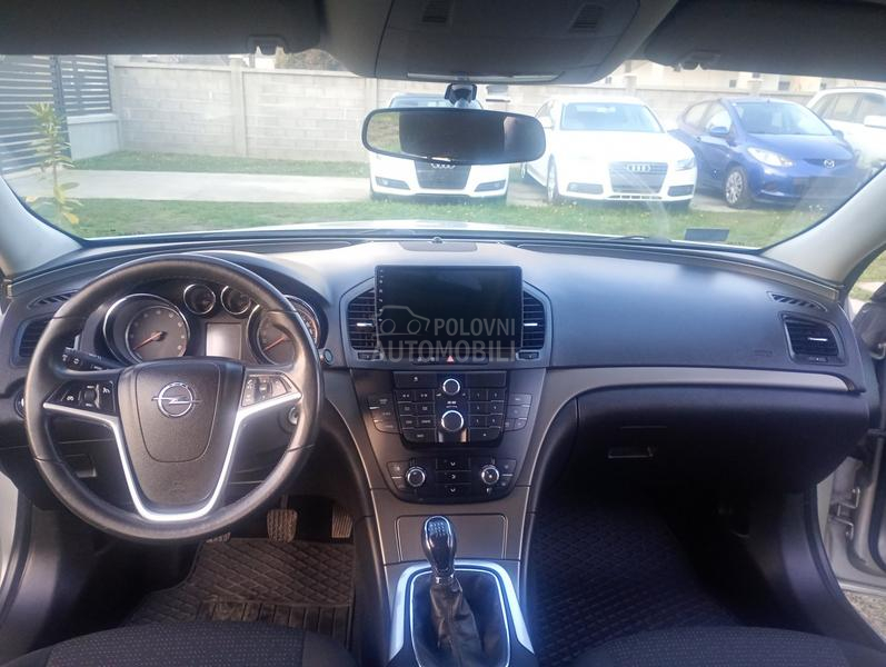 Opel Insignia 