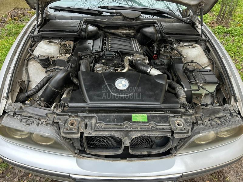 BMW 520 