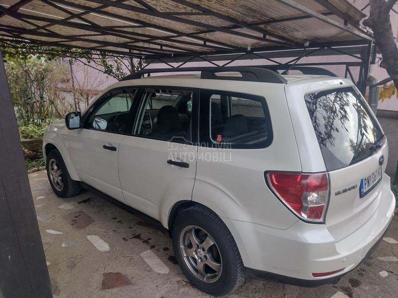 Subaru Forester 2.0 X