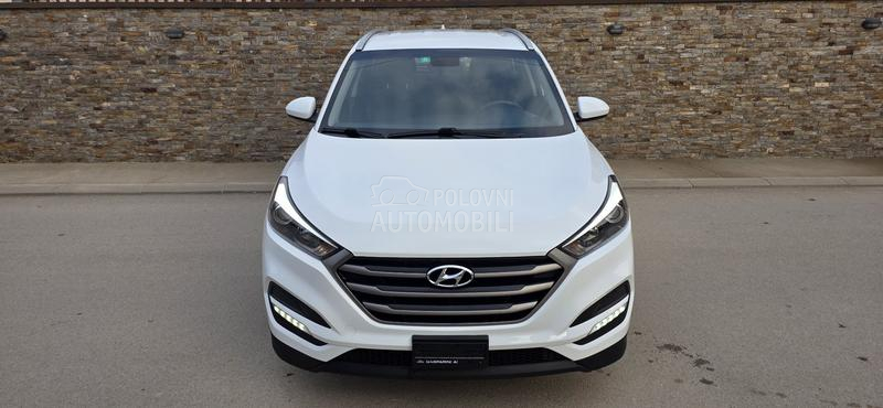 Hyundai Tucson 1.7 crdi Svajcarska