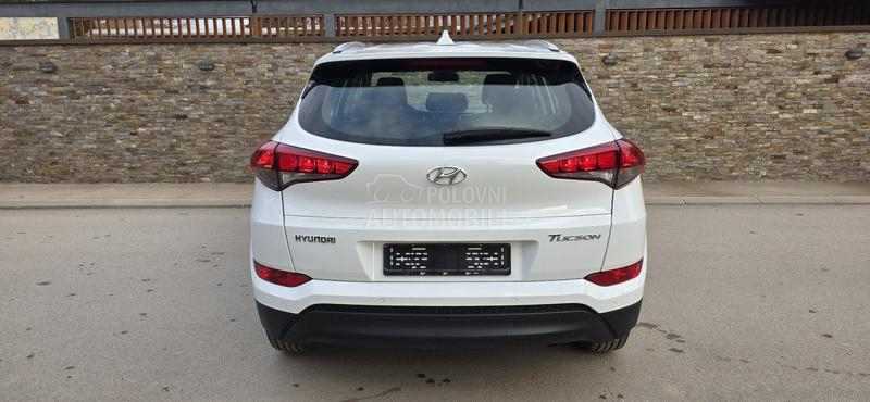 Hyundai Tucson 1.7 crdi Svajcarska