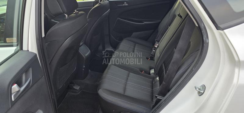 Hyundai Tucson 1.7 crdi Svajcarska