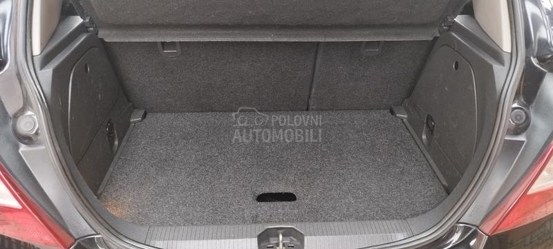 Opel Corsa D 1.2 benc