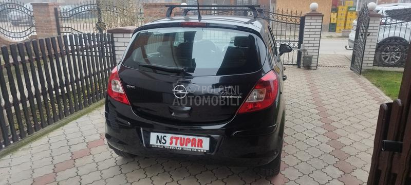Opel Corsa D 1.2 benc