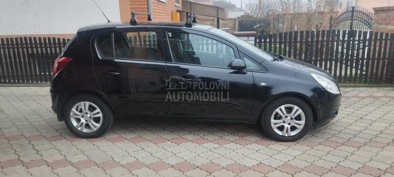 Opel Corsa D 1.2 benc