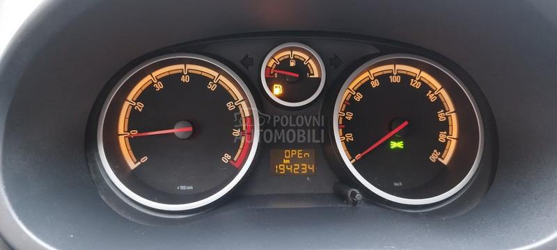 Opel Corsa D 1.2 benc