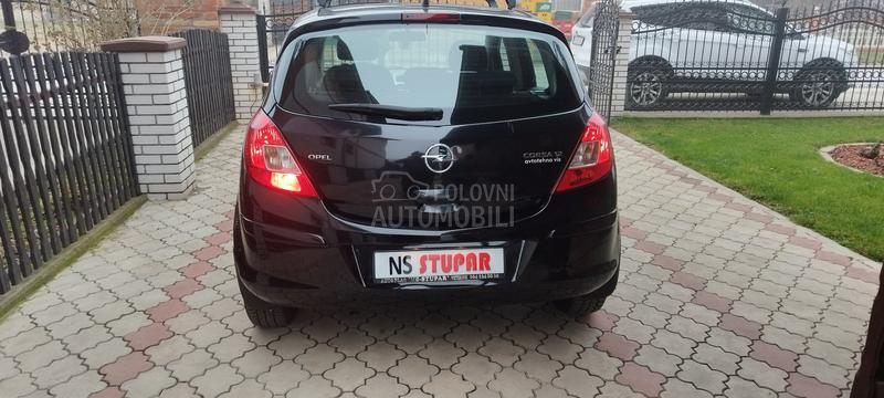 Opel Corsa D 1.2 benc