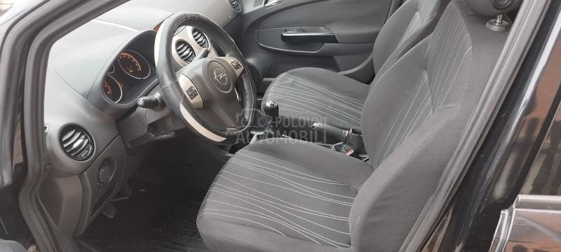 Opel Corsa D 1.2 benc