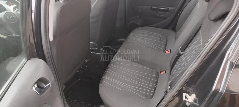 Opel Corsa D 1.2 benc