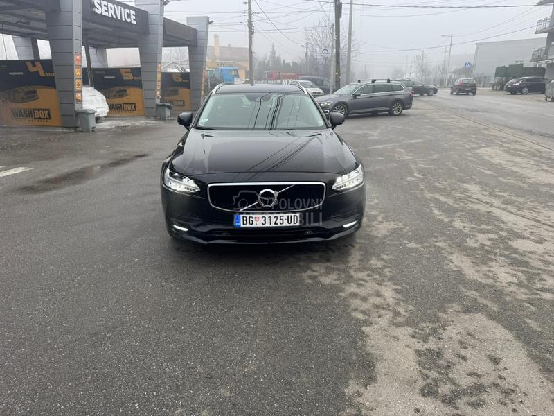 Volvo V90 