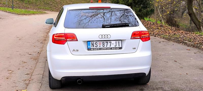 Audi A3 1.6 B