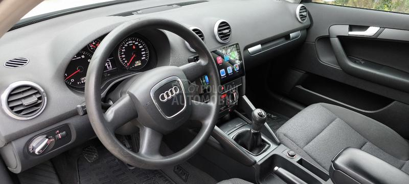 Audi A3 1.6 B