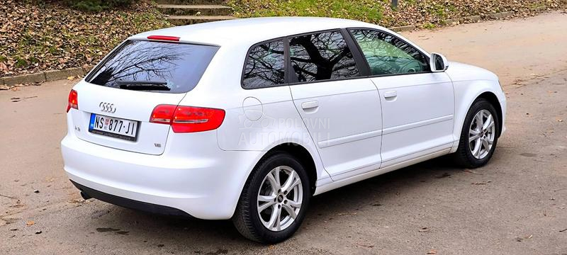 Audi A3 1.6 B