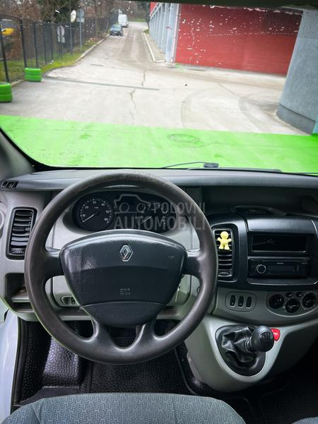 Renault Trafic 