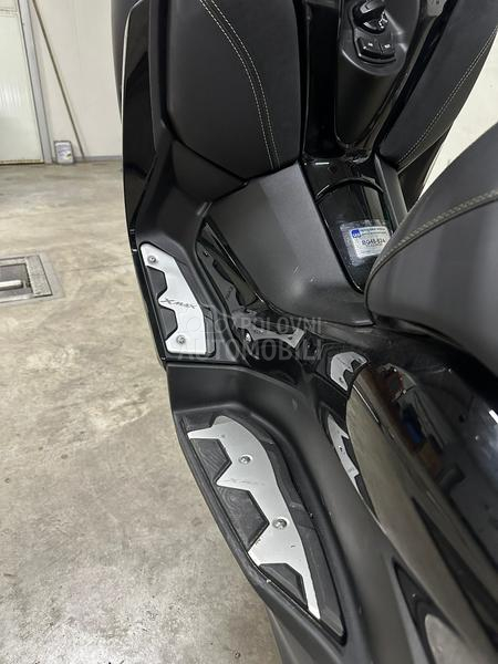 Yamaha X MAX300