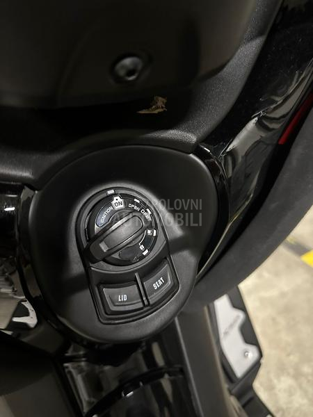 Yamaha X MAX300