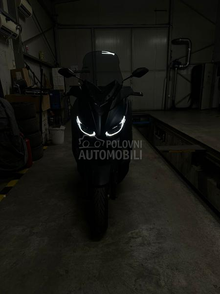 Yamaha X MAX300