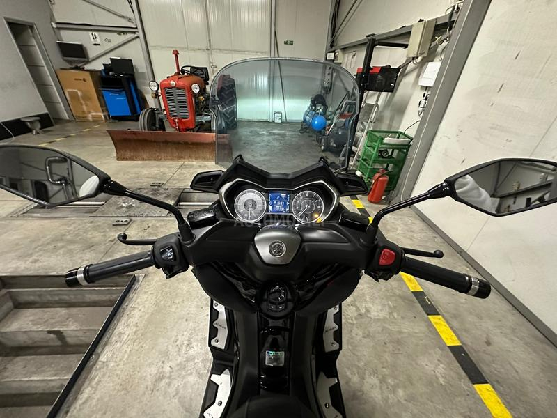 Yamaha X MAX300