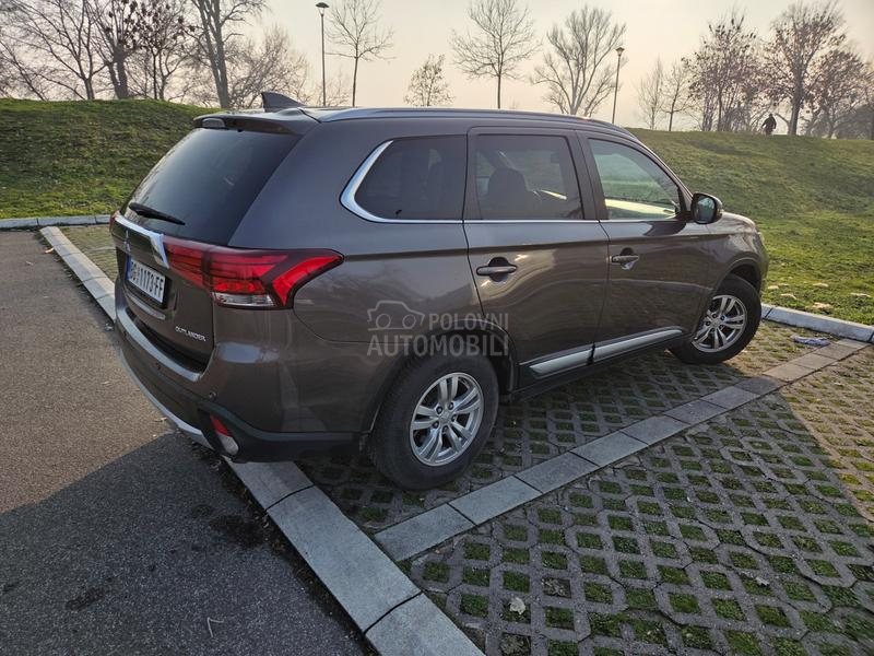 Mitsubishi Outlander 2 2 DI-D