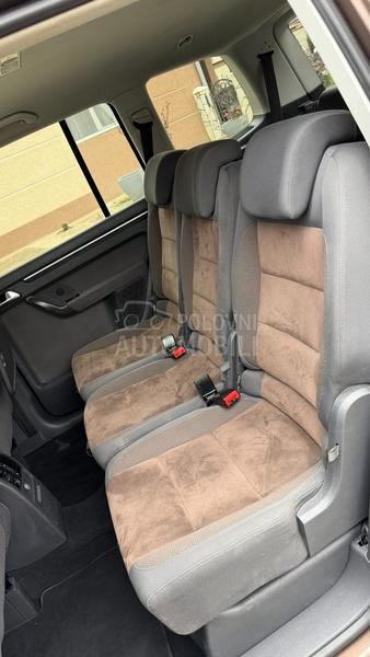 Volkswagen Touran 1.4 //HIGHLINE//CH