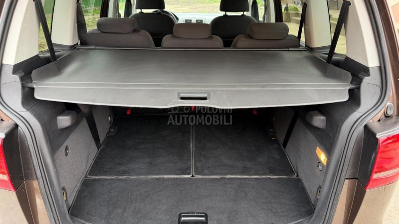 Volkswagen Touran 1.4 //HIGHLINE//CH