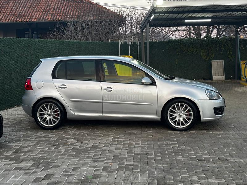 Volkswagen Golf 5 GT