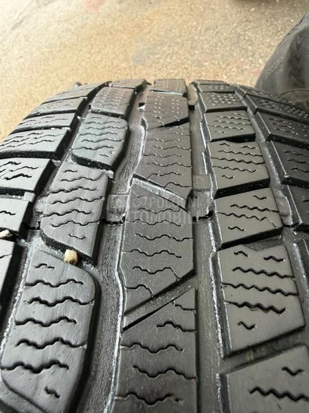 Continental 215/60 R16 Zimska