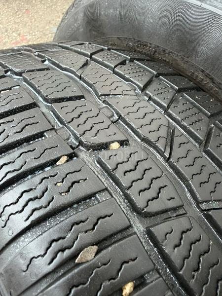 Continental 215/60 R16 Zimska