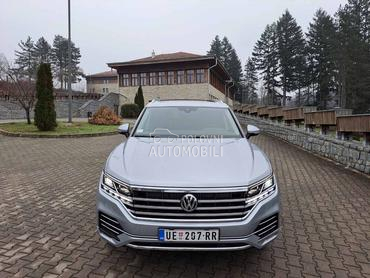 Volkswagen Touareg VAZDUŠNO VEŠANJE